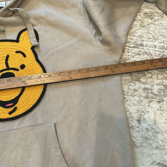 Disney embroidered Winnie the Pooh Sand Hoodie extra large - Picture 6 of 8